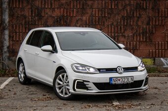 Volkswagen Golf GTE 1.4TSI Hybrid - 2