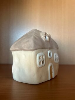 Keramický domček béžovo-hnedý - 2
