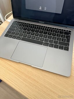 Apple Macbook Air 2019 13,3, i5, 8GB RAM, 256GB SSD - 2