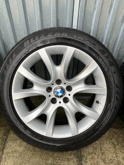 Zimne pneu Bridgestone na diskoch BMW - 2