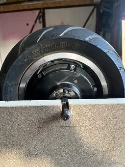 Motor laotie - 2