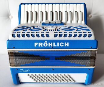 Predam akordeon Fröhlich Bambi 60 bas. - 2
