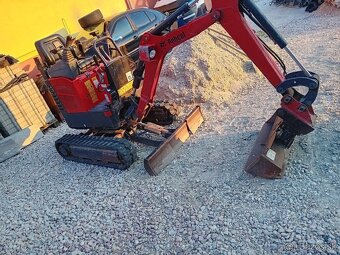 Minibager Bobcat E10 Z rok 2020 - 2