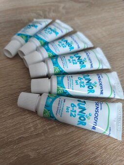 Vzorky SENSODYNE - 2