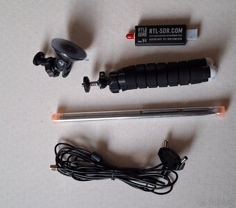 RTL-SDR RTL2832U DVB-T V4 - 2