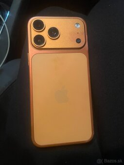 iPhone 17 Pro Max na náhradné diely. - 2