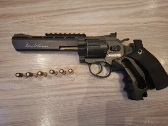 Dan Wesson 6 - 2