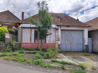Predaj, pozemok so starším rodinným domom - 2