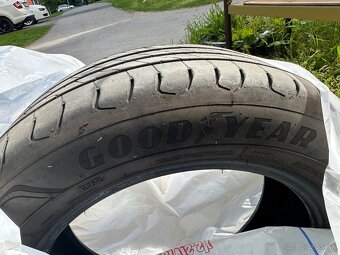205/55 r16 goodyear - 2