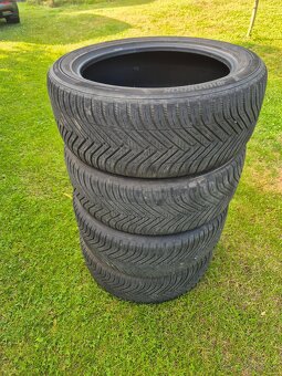 Pneumatiky celoročné - 225/50R18 - 2