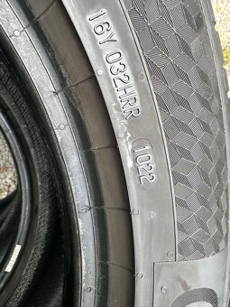 225/50 R17 - 2