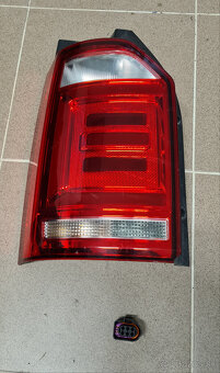 Volkswagen T6 Caravelle, Multivan,Transporter - zadne svetla - 2