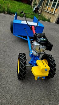 Predám traktor AGZAT s vlečkou - 2