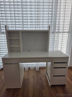 Písací stôl Ikea s regálom - 2