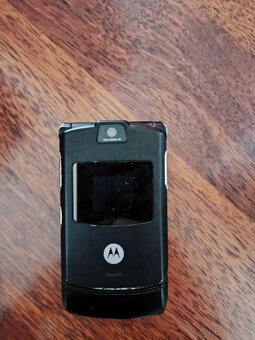 Motorola razr v3 - 2
