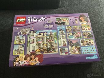 LEGO® Friends 41101 Hotel Grand v městečku Heartlake - 2