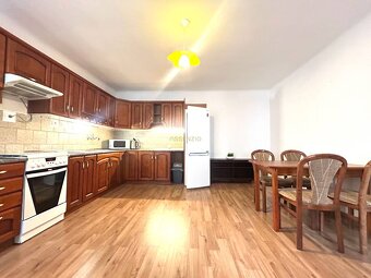 ASSENZIO-PREDAJ-3izbový byt -65m2- OBCHODNÁ UL.- BRATISLAVA - 2