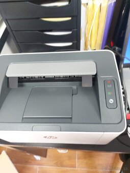 Tlačiareň  HP laserová - 2