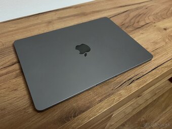 MacBook Air 13” M2 256Gb 8GB ram space gray - 2