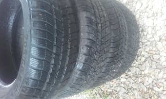 205/60/16 zimne pneu. - 2