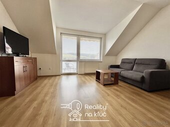 Na predaj zariadený 2-izbový apartmánový byt s balkónom - 2