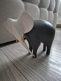 Porcelánový slon - 2