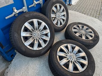 Zimna sada VW 215/65 R17 - Pirelli - 2