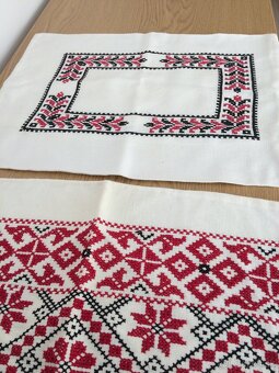 Ručne vyšívané obliečky na vankúš - 2