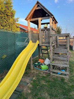 Detsky dreveny domcek - 2