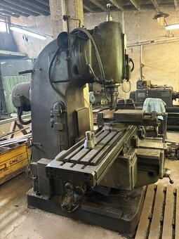 Vertikální frézka ZPS GOTTWALDOV (7543) - 2