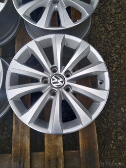 Alu VW R 16 originál. - 2