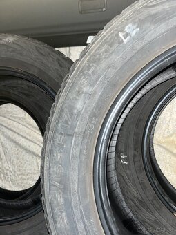 NOKIAN WR SUV 3 215/65 R 17 - 2