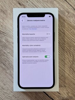 Apple iPhone 12 64GB - 2