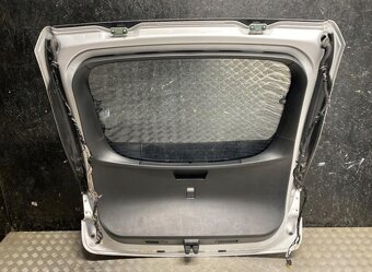 Tesla model s zadné kufrové dvere - 2