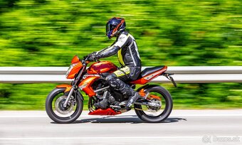Kawasaki ER6n - 2