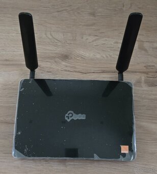 wifi-router Flybox na SIM kartu - 2
