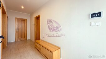 Na prenájom pasívny 5 izbový drevodom v modernej časti Senec - 2