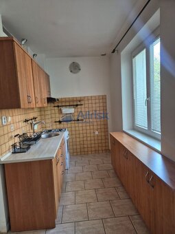 Prenájom 2-izbového bytu v centre Šale – Budovateľská ulica - 2