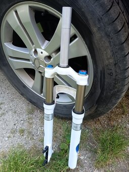 Vidlica FOX 26" 100mm - 2
