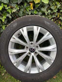 Elektrony VW tiguan 215/65 r17 - 2