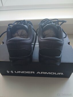 UNDER ARMOUR MOJO 2 - 2