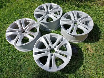 Original Mercedes R17 - 2