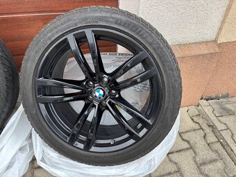 245/45 R19 BMW - 2