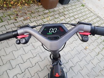 Segway GT1e elektricka kolobezka - 2