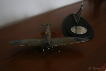 Kovový model lietadla 1:48 - 2