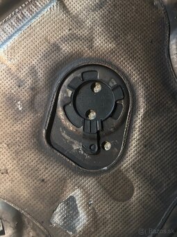 Spodný kryt motora - 2