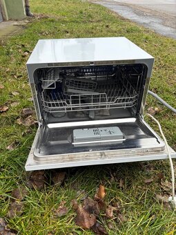 Umývačku riadu. - 2