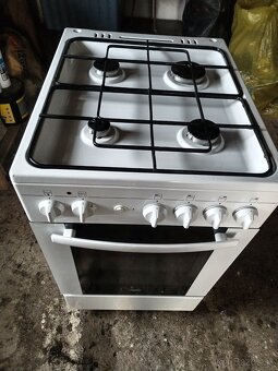 Predám plynový sporák - 2