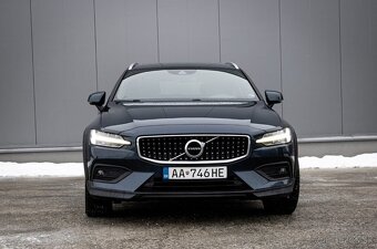 Volvo V60 Cross Country D4 AWD Pro AUTO. - 2