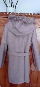 Dievčenský flaušový kabátik - 2